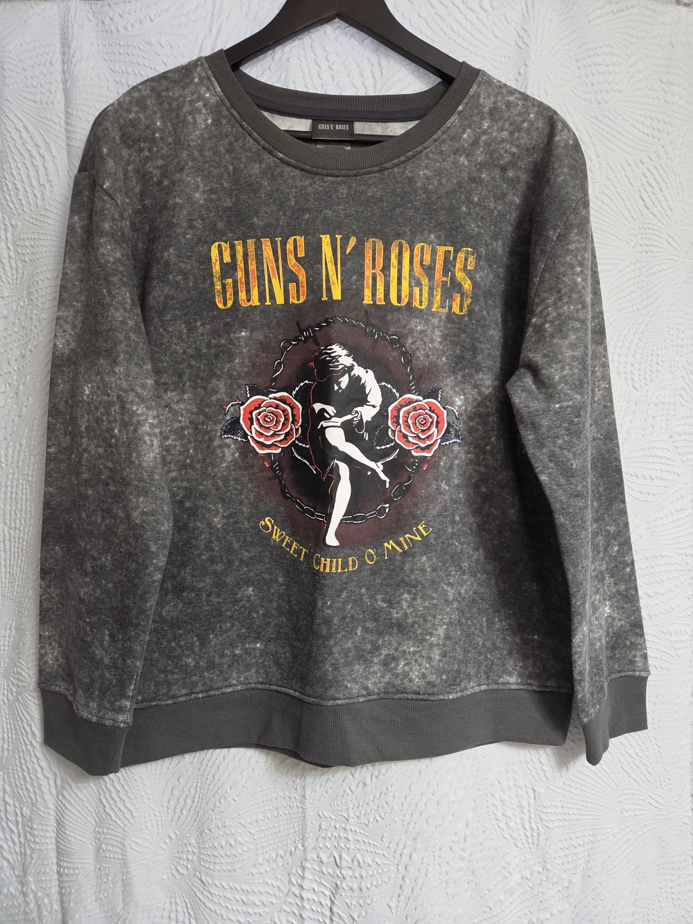 BNWOT GUNS N' ROSES Graphic Crewneck Sweat Top. Unisex